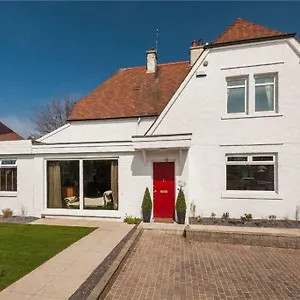 Hillhouse Guest house Edinburgh
